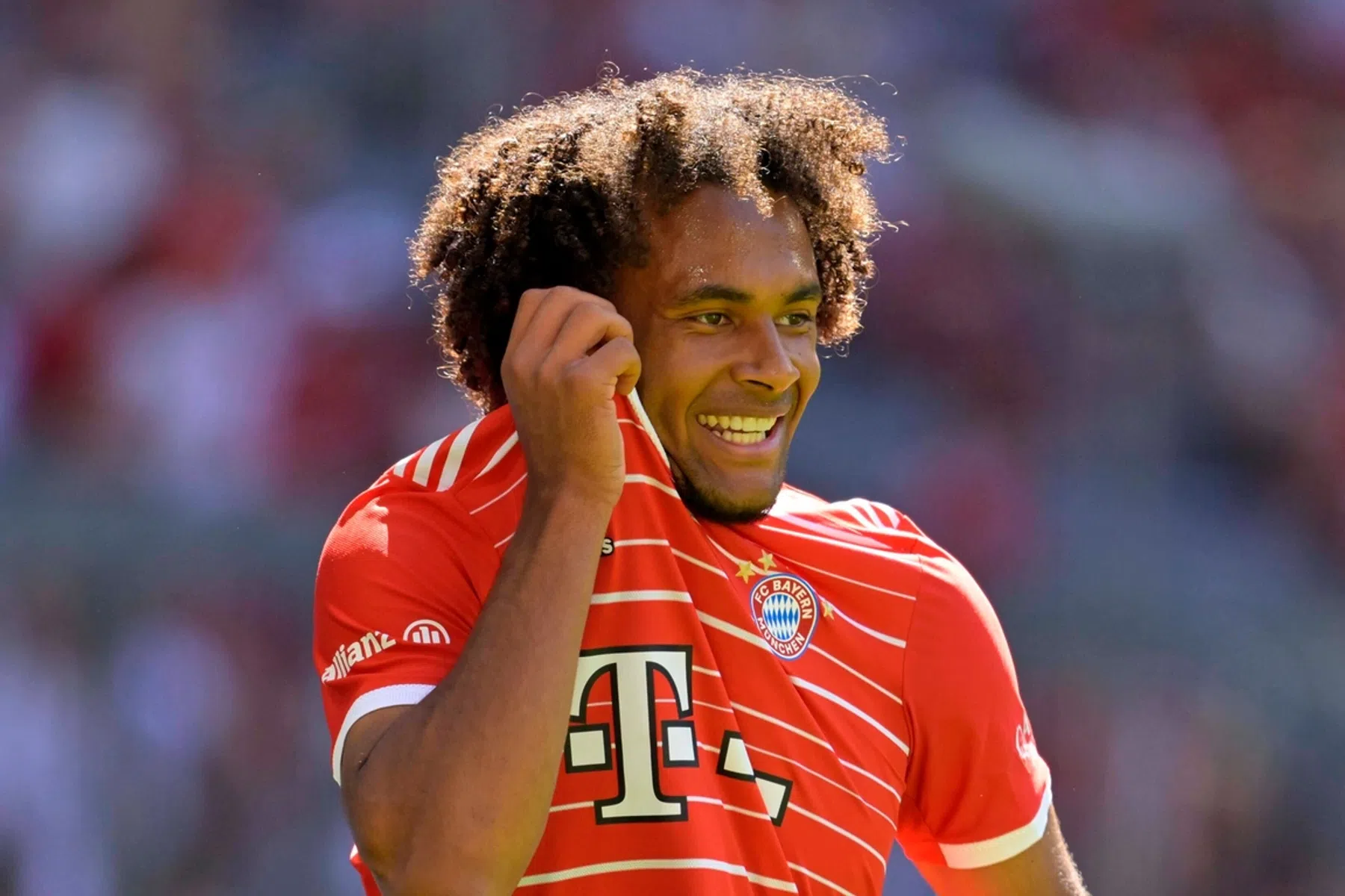 Zirkzee: 'Ik was niet klaar voor de spitspositie bij Bayern'