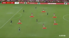 Thumbnail for article: Eerste Engelse onderonsje Ten Hag en Slot: dit viel er tactisch op