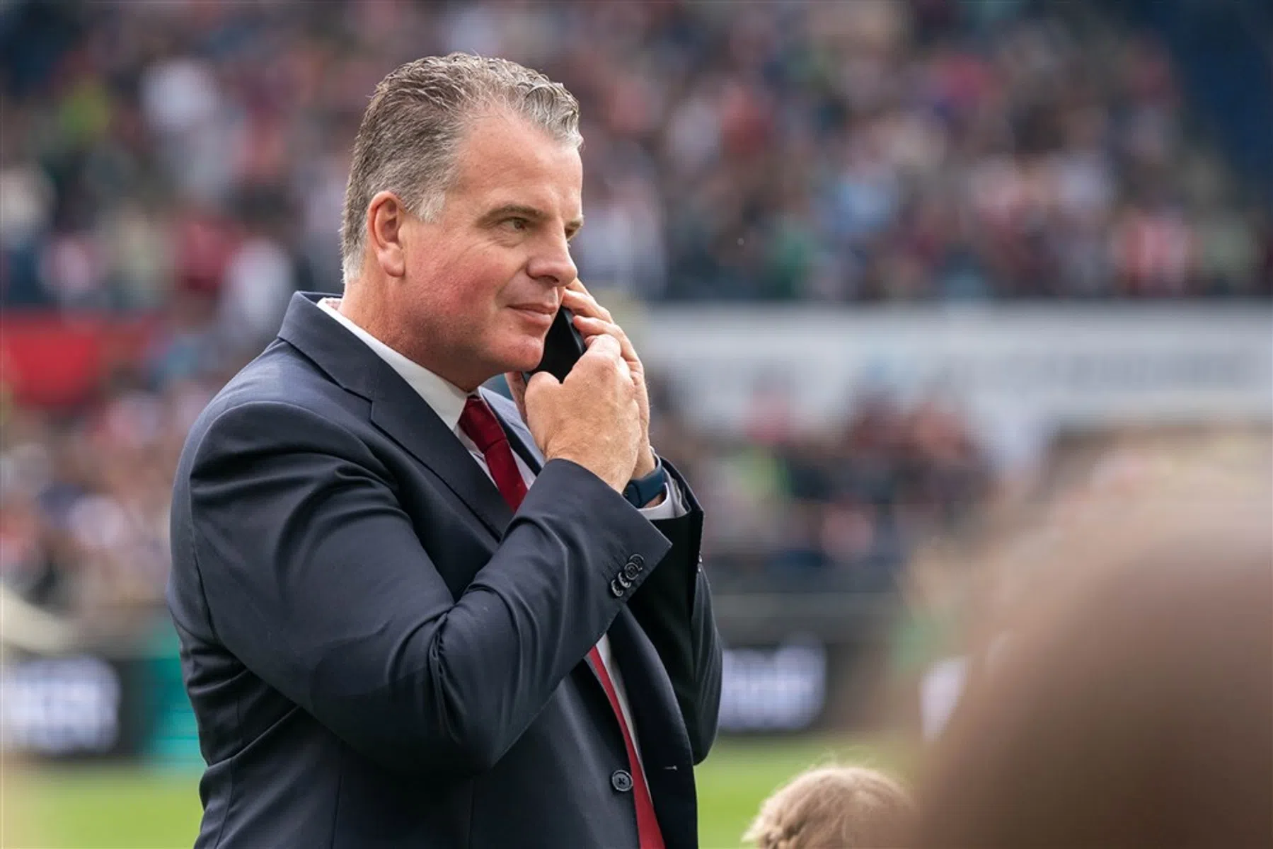 'Je kunt er vergif op innemen dat er nog twee spelers vertrekken bij Feyenoord'