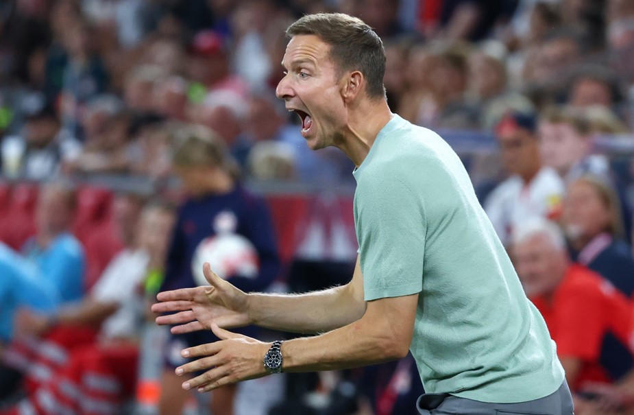 Lijnders: 'Benfica, Ajax of Porto, Salzburg staat daar dichtbij’