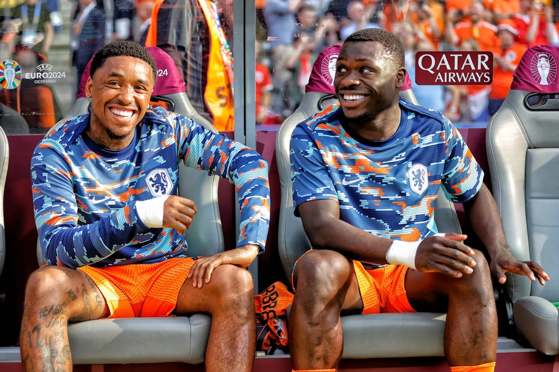 Ajax zonder Bergwijn naar Athene, Brobbey wel mee