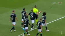 Thumbnail for article: Waarom de nieuwe regels voor meer geel én meer goals gaan zorgen
