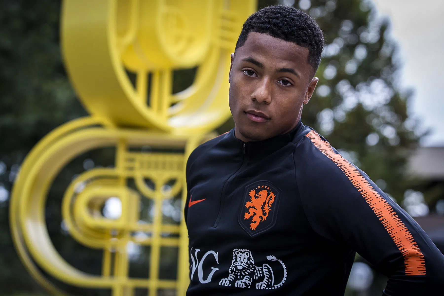 Vitesse haalt Hoogewerf terug naar Nederland