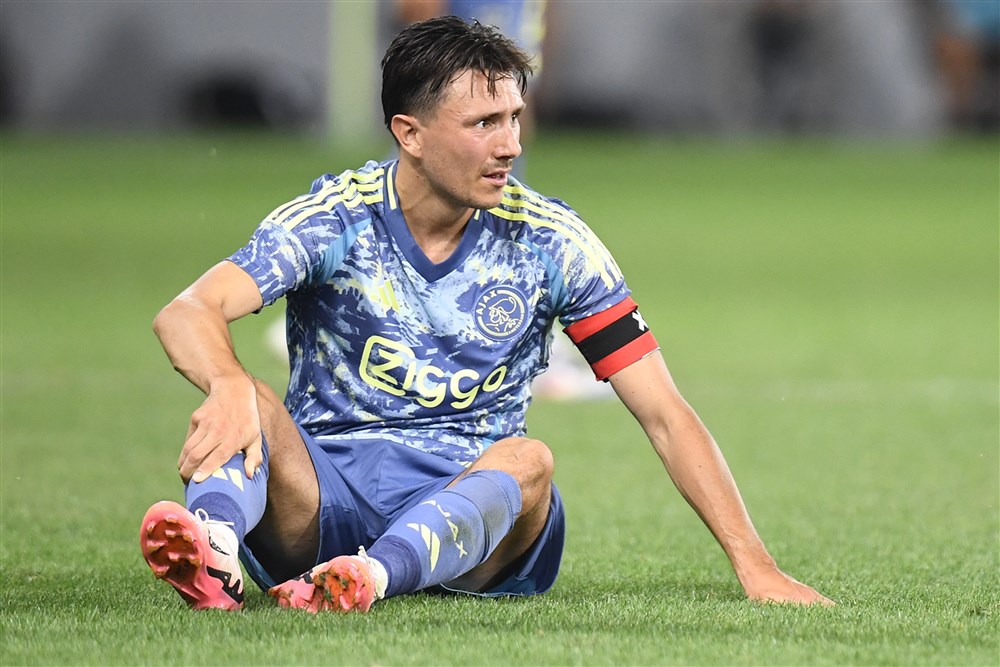 Vermoedelijke opstelling Ajax: Berghuis keert terug op rechts