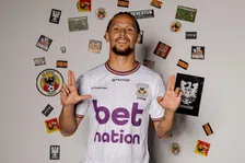Thumbnail for article: VI Catwalk Eredivisie 2024/25: alle shirts op een rijtje