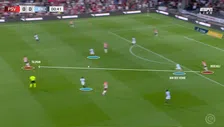 Thumbnail for article: Olivier Boscagli speelt Malik Tillman vrij