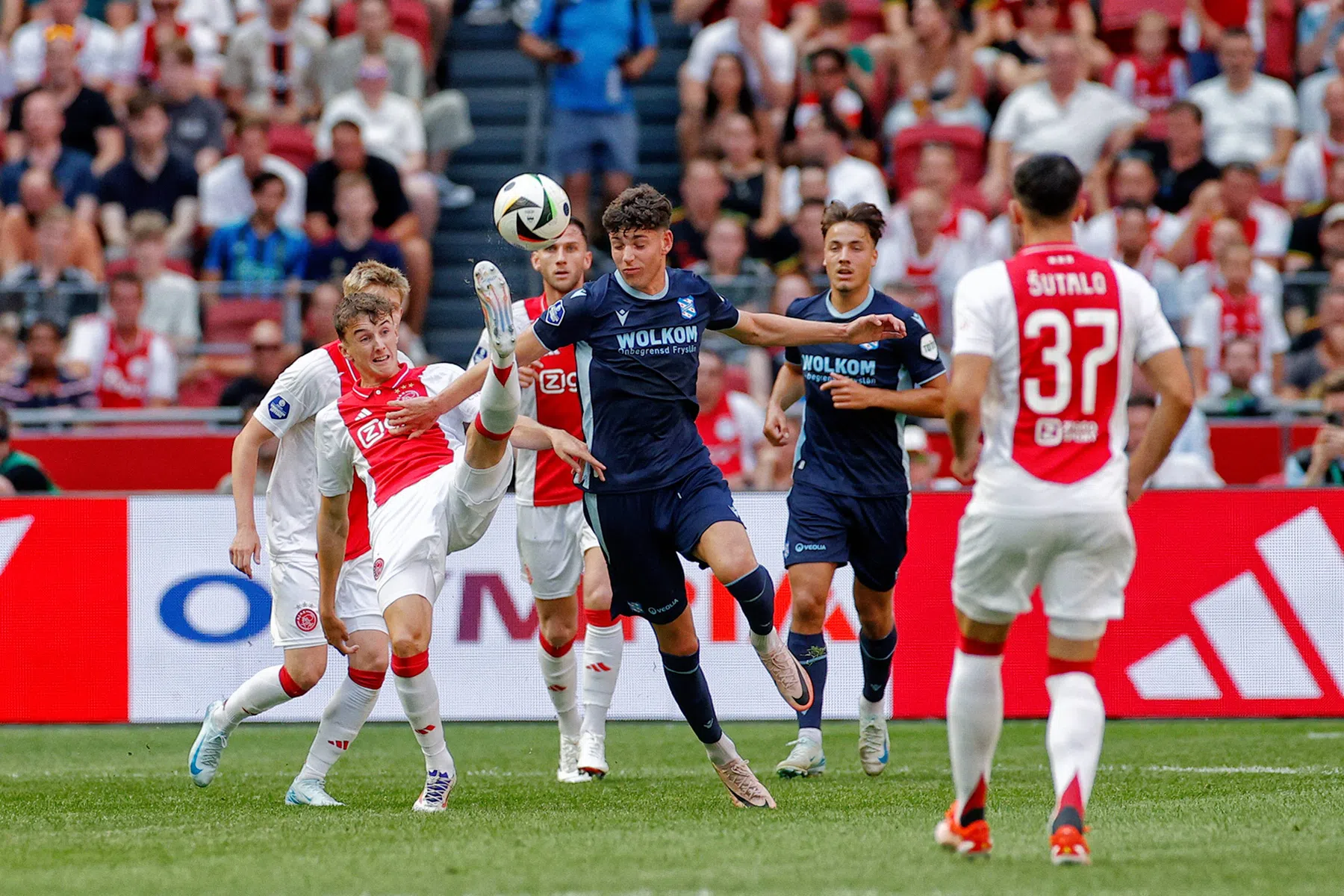 Eredivisie op Rapport: extreem stabiel Ajax, onvoldoendes bij Feyenoord