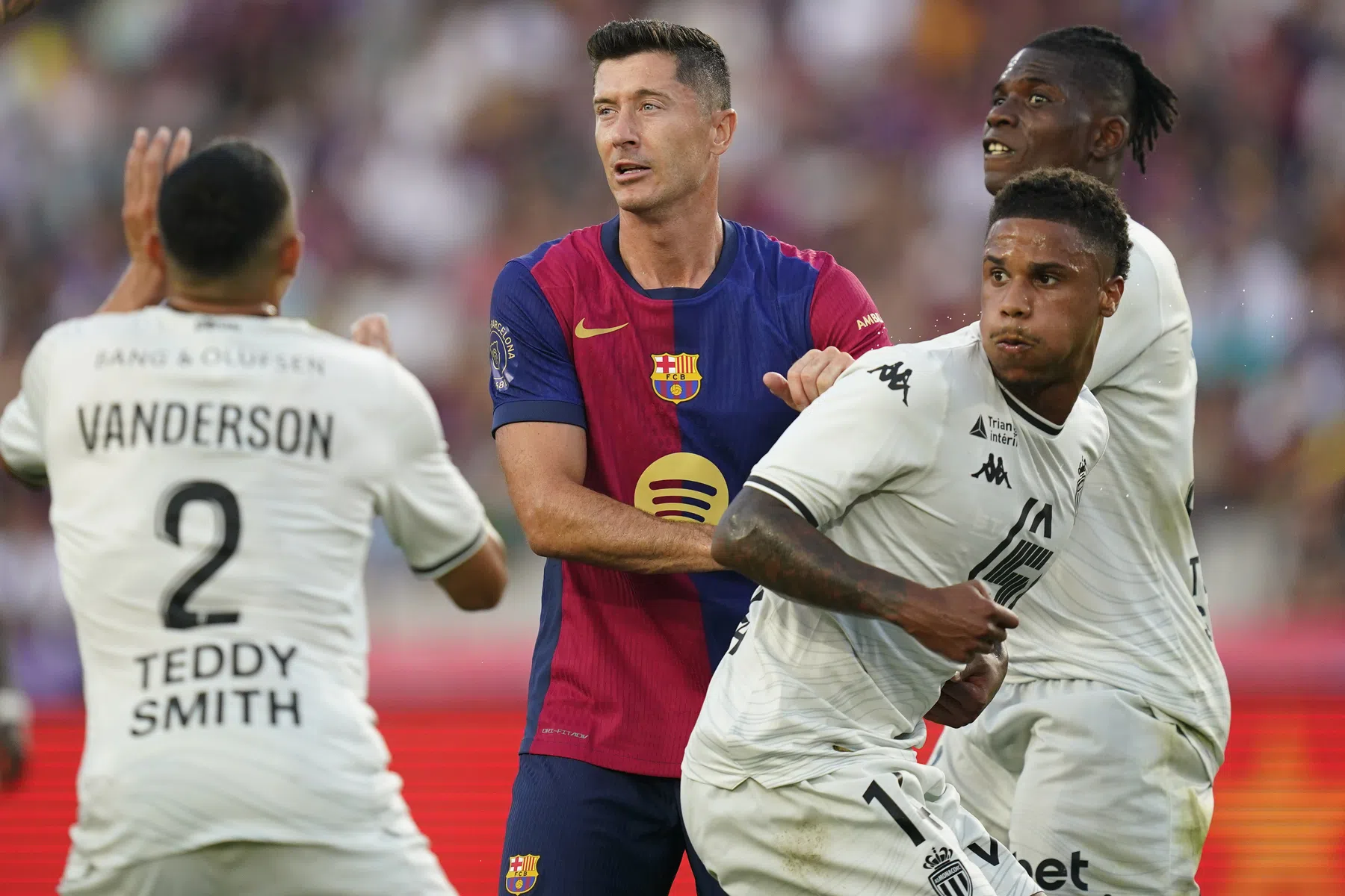 Barcelona zakt flink door het ijs bij laatste test voor seizoensouverture