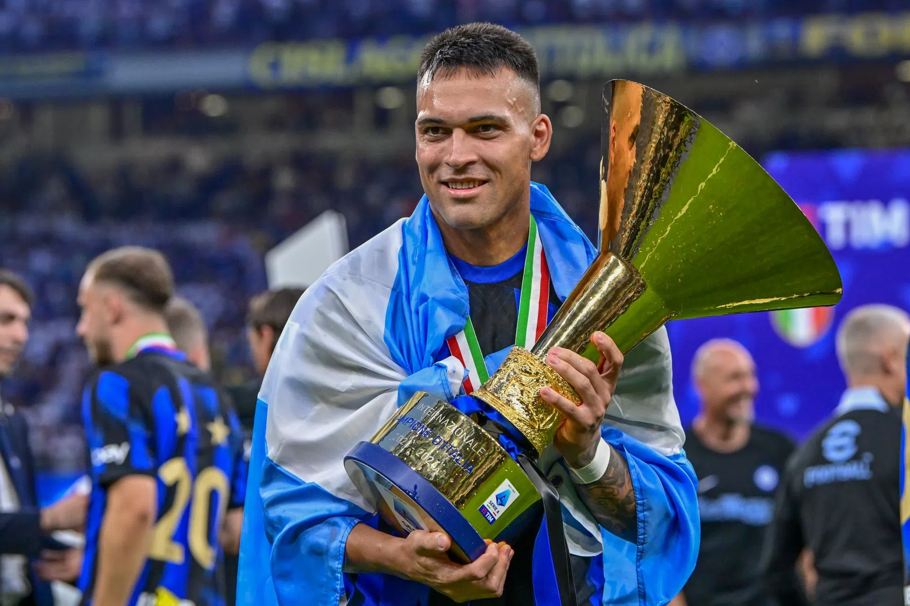 Martínez langer in Milaan: Inter bevestigt meerjarige contractverlenging