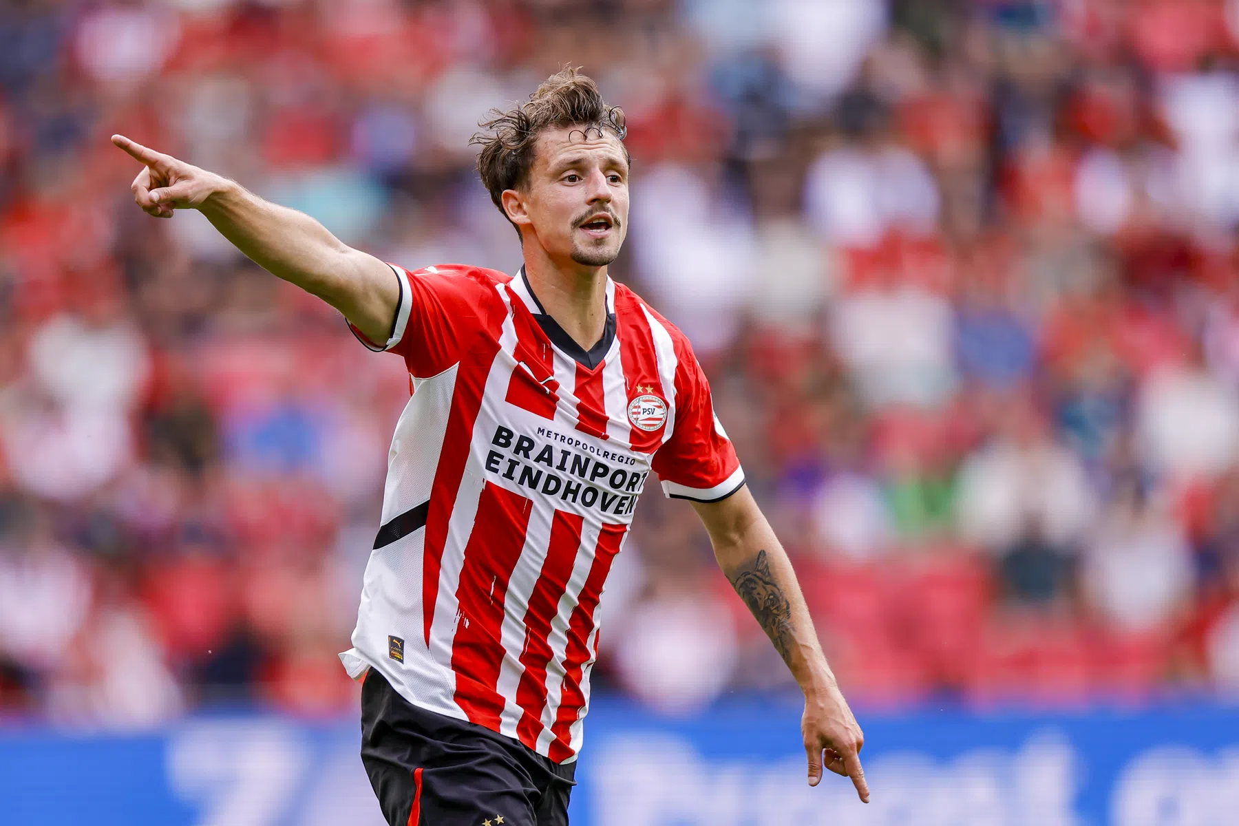 PSV slaat bod van Brighton op Boscagli af