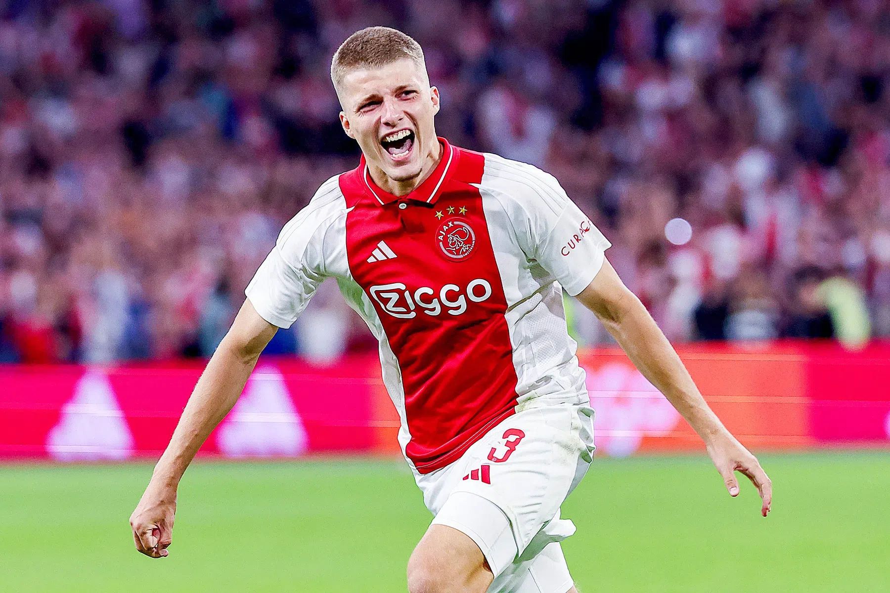Vallen en opstaan: het bijzondere verhaal van Ajax-matchwinner Gaaei