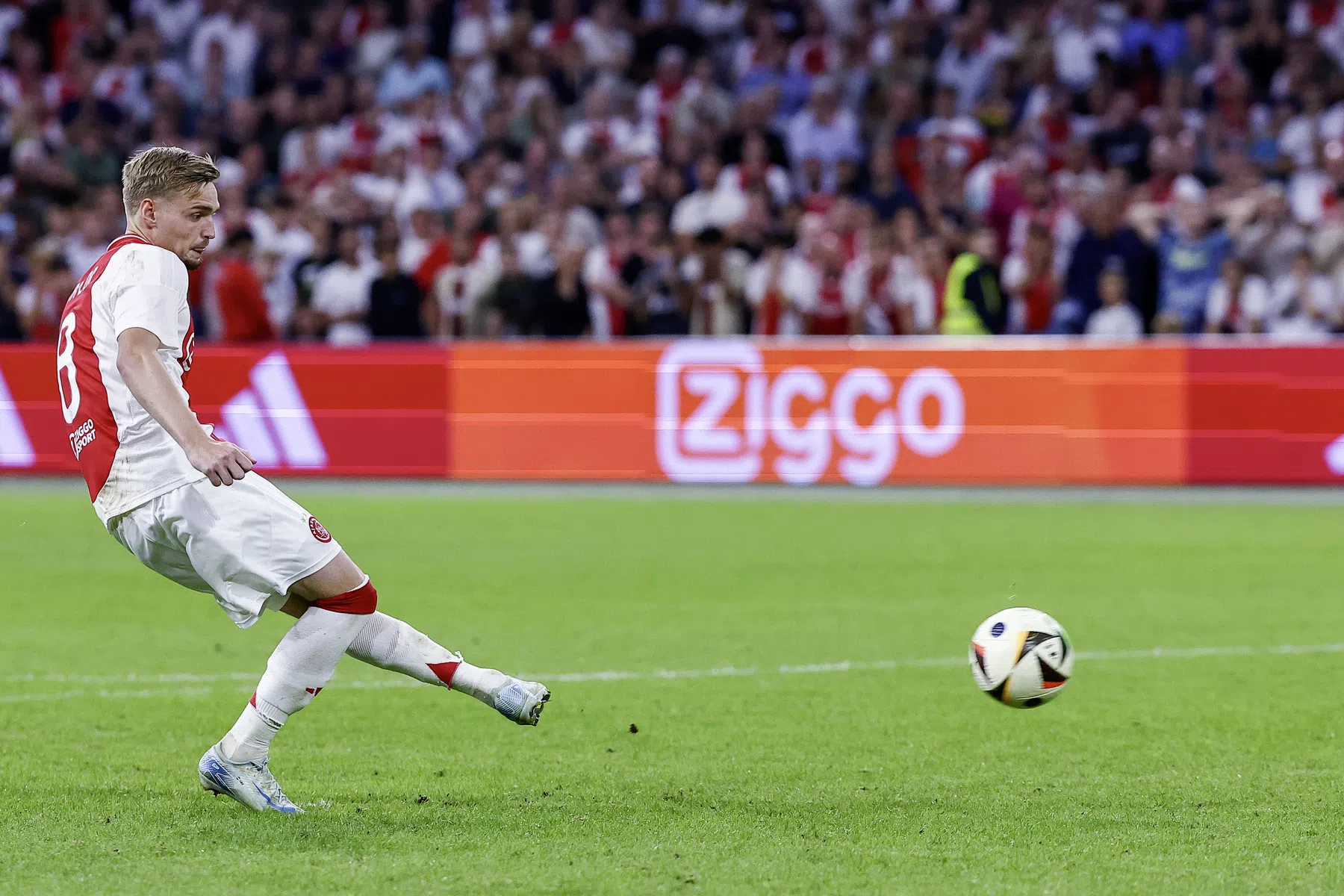 Taylor vertelt hoe Ajax aan het langste eind trok in penaltythriller