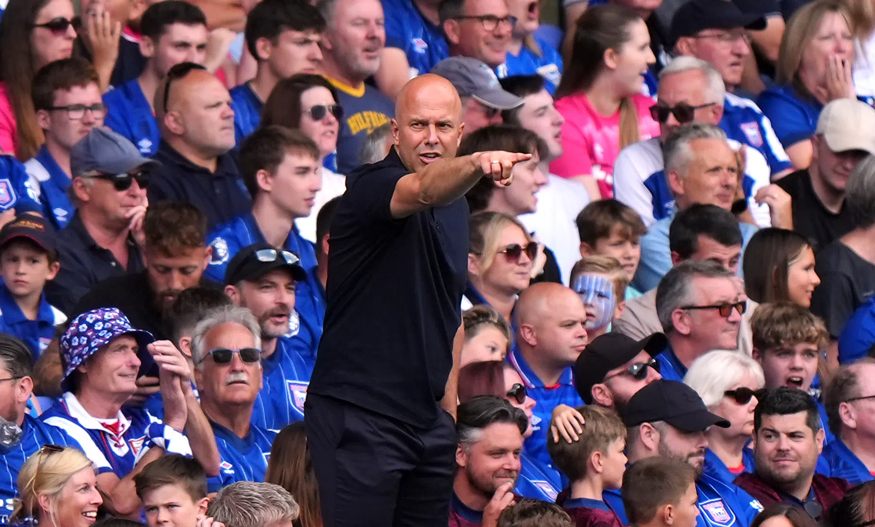 Slot ziet 'game of two halves' bij succesvolle ouverture op Portman Road