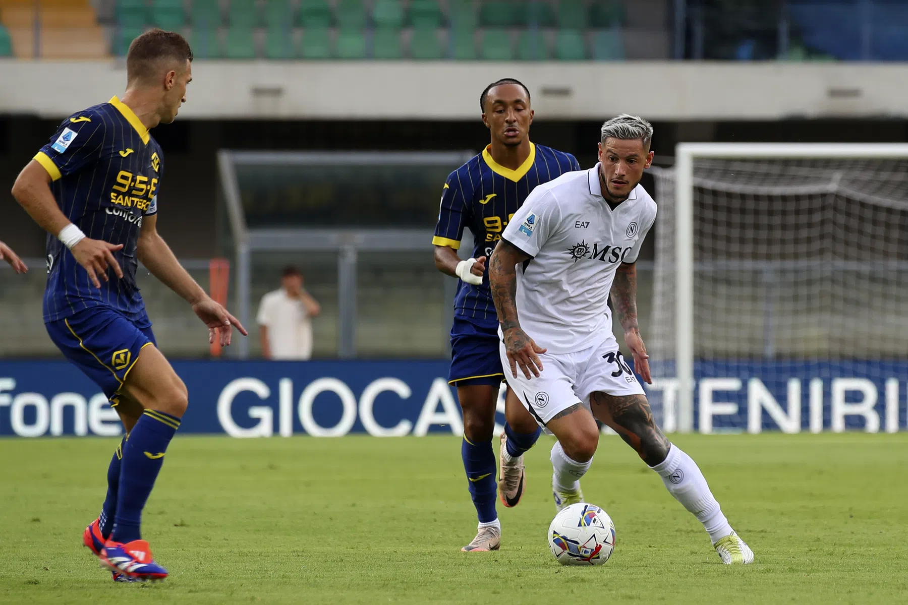 Serie A-rentree Venezia valt na vroege voorsprong in het water