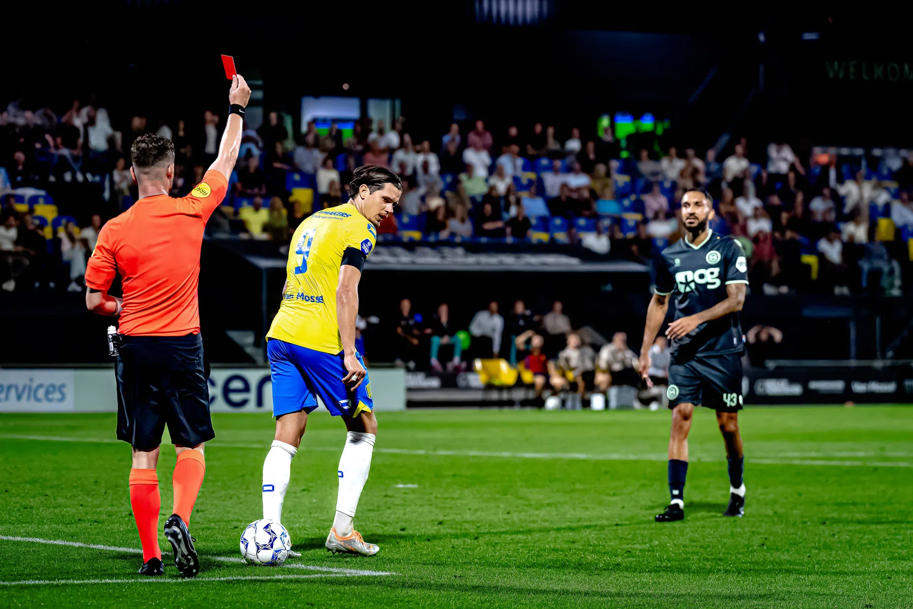 Fraser gebruikt algemene mening over RKC als brandstof