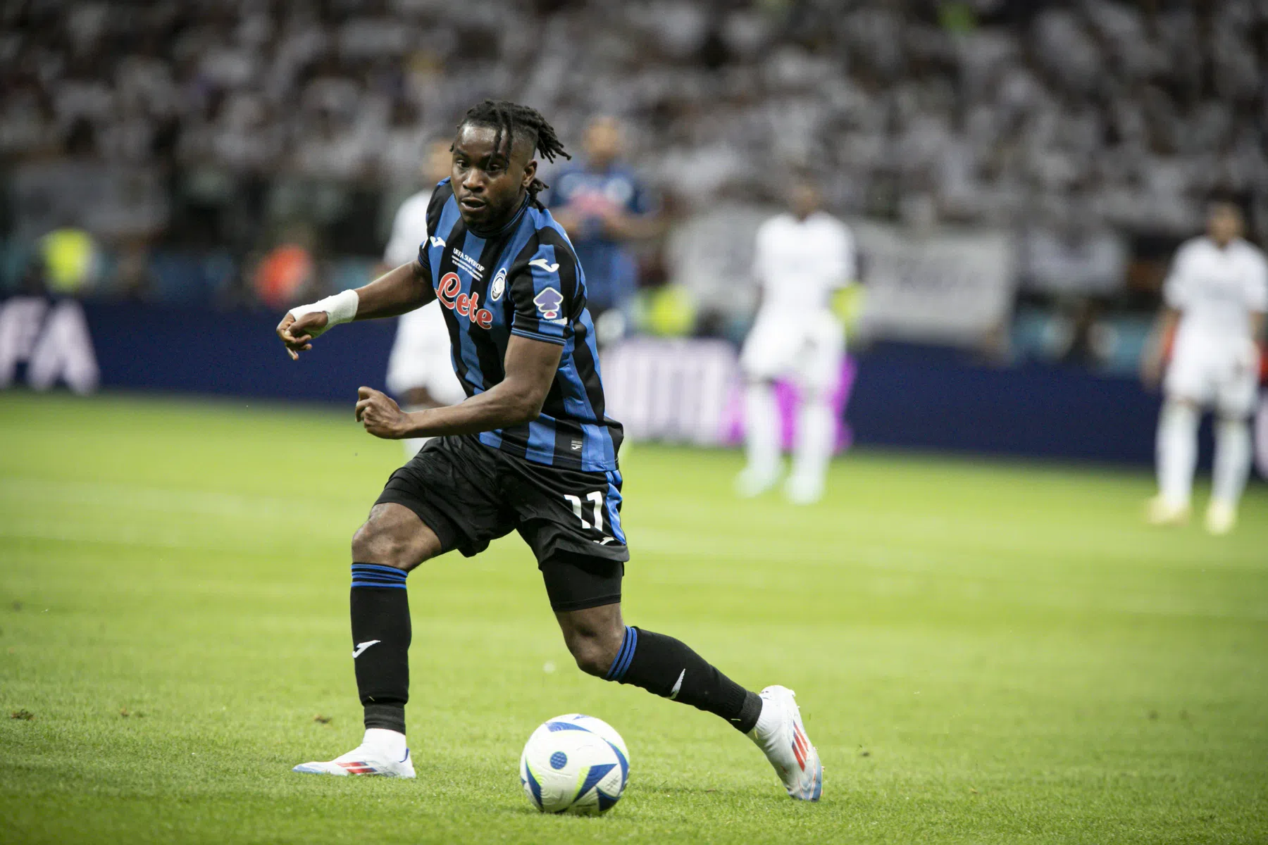 'Lookman keert terug na mislukte poging transfer te forceren'