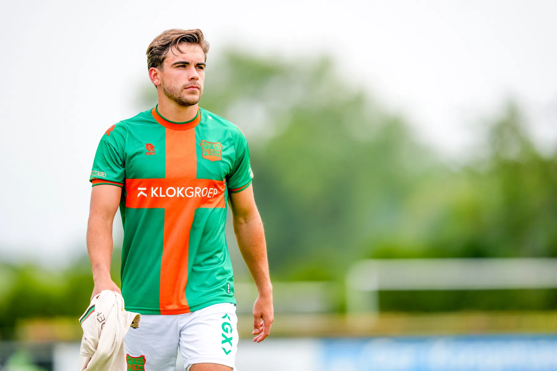 Van Rooij nieuwe rechtsback van FC Twente