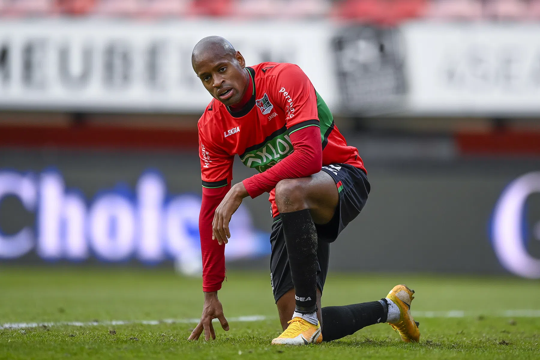 Voetbalnomade Janga keert terug op Nederlandse velden