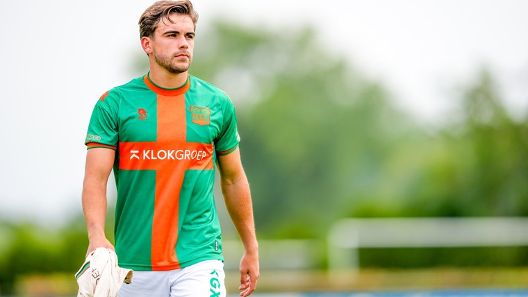 FC Twente presenteert nieuwe back: 'Enorme drive'