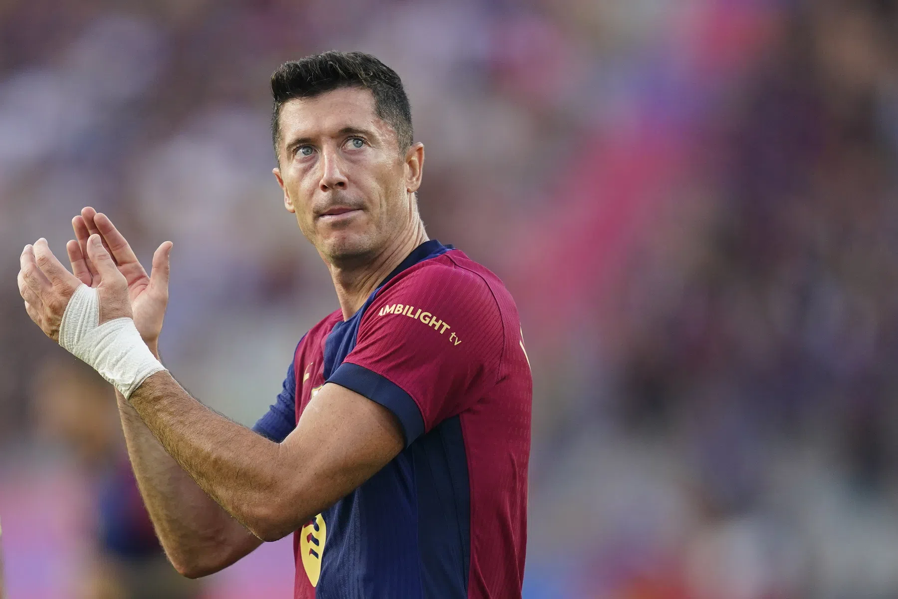 Lewandowski piekt al vroeg in het seizoen en redt Barça weer