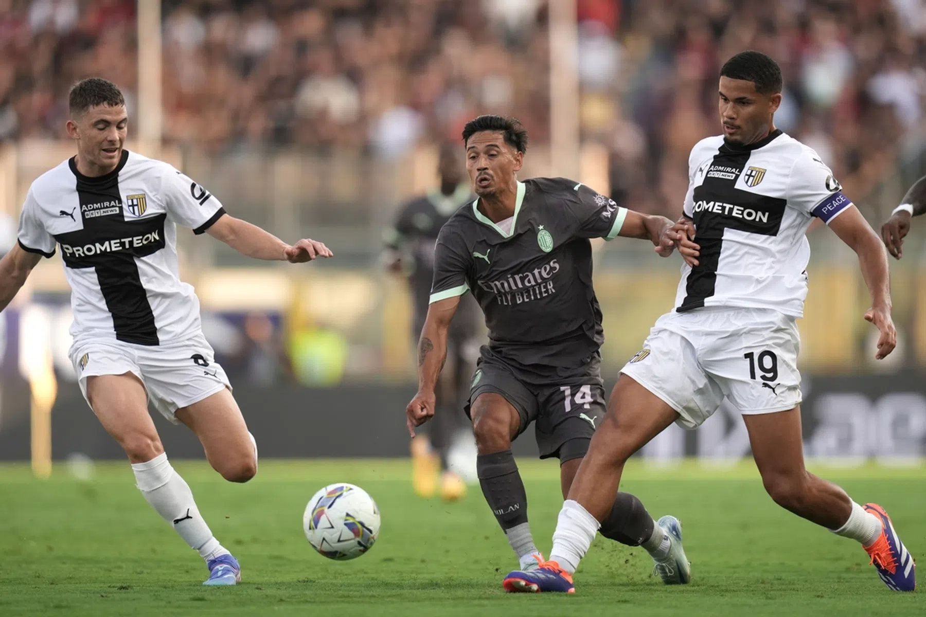 AC Milan onderuit na debuut zomeraanwinsten, Lucca doet Lazio pijn