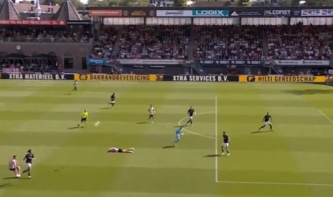 Sensationele goal Neghli geeft Sparta voorsprong tegen stadgenoot Feyenoord