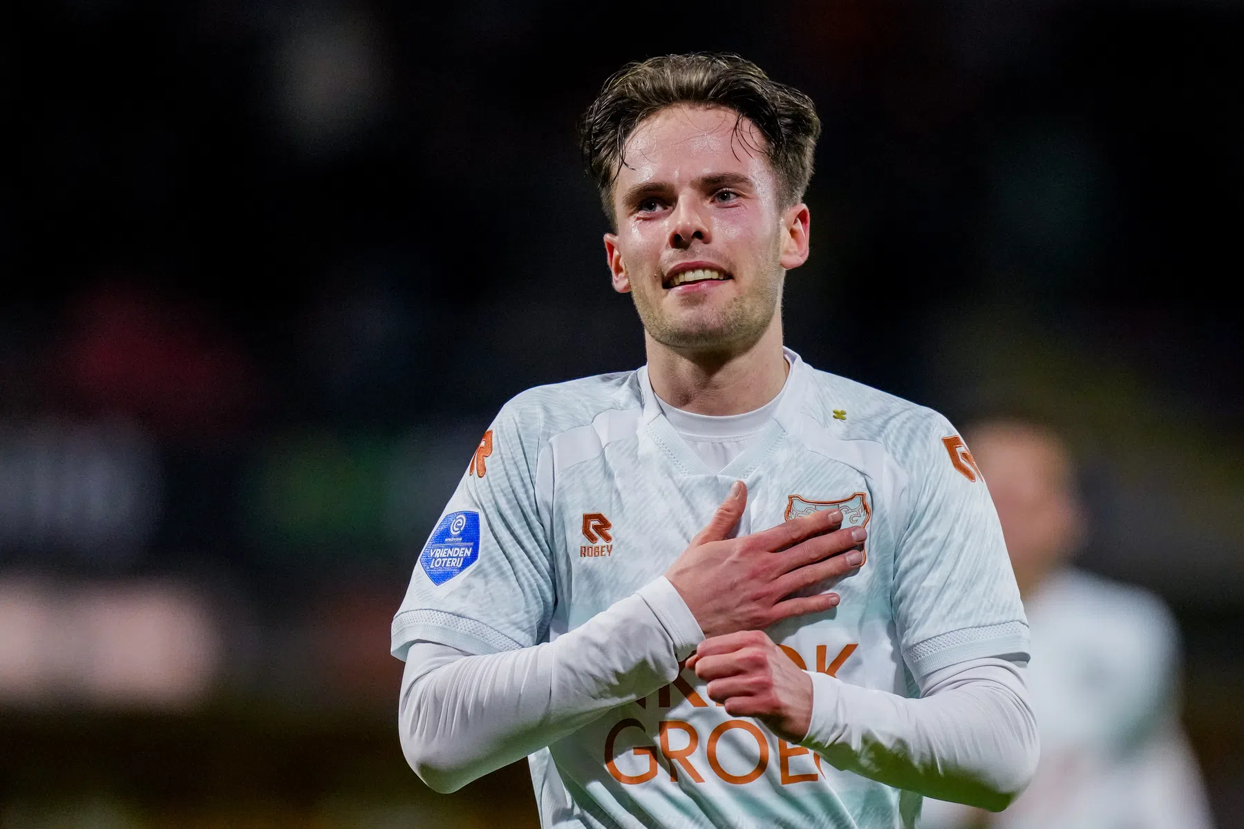 NEC laat overbodige aanvaller terugkeren naar Zweden