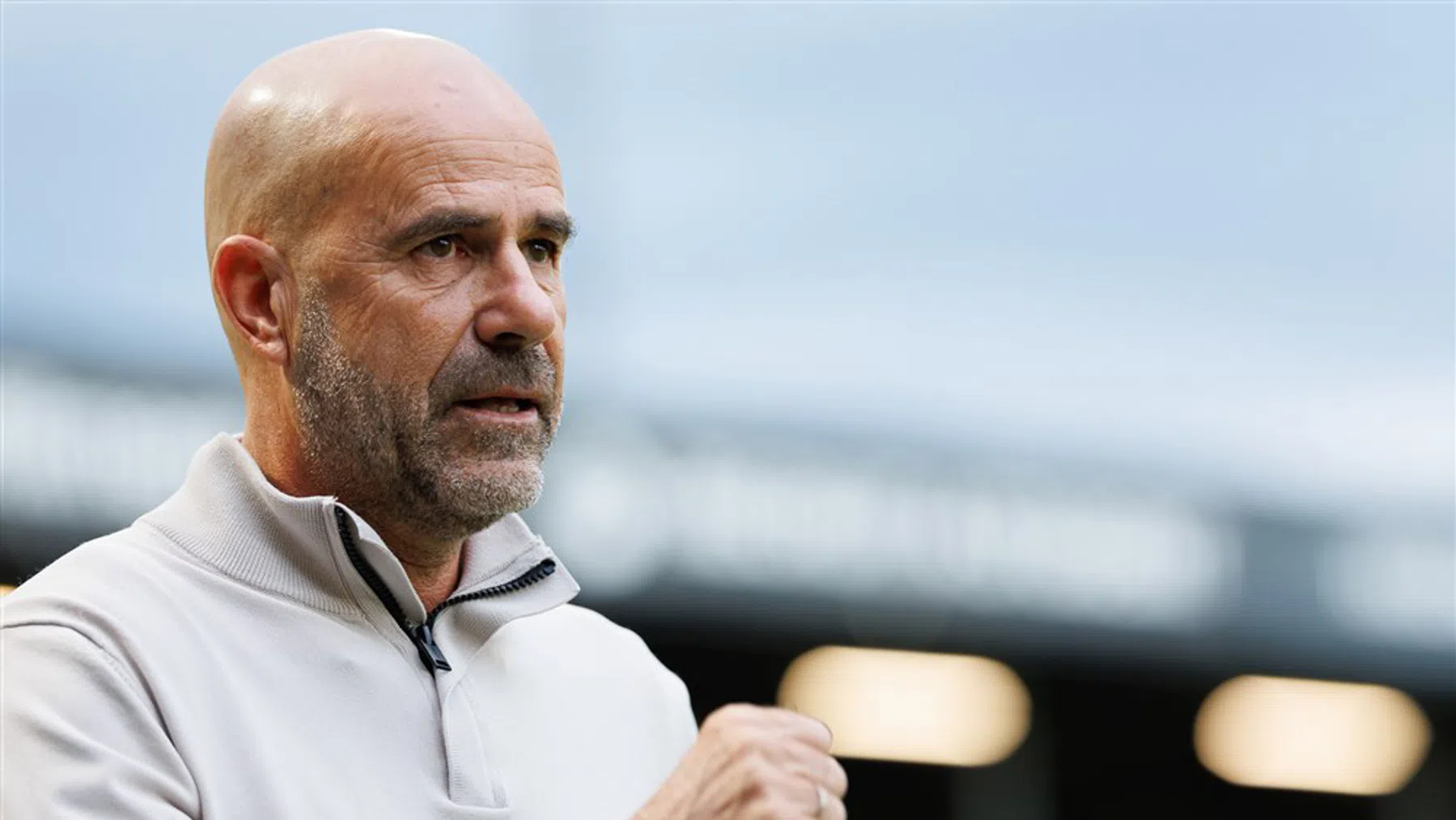 'PSV wordt ook zonder nieuwe verdedigers kampioen'