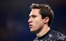 Thumbnail for article: Gakpo krijgt er geduchte concurrent bij: Chiesa onderweg naar Liverpool