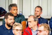 Thumbnail for article: NAC Breda treurt om terugtreden Van Hooijdonk 