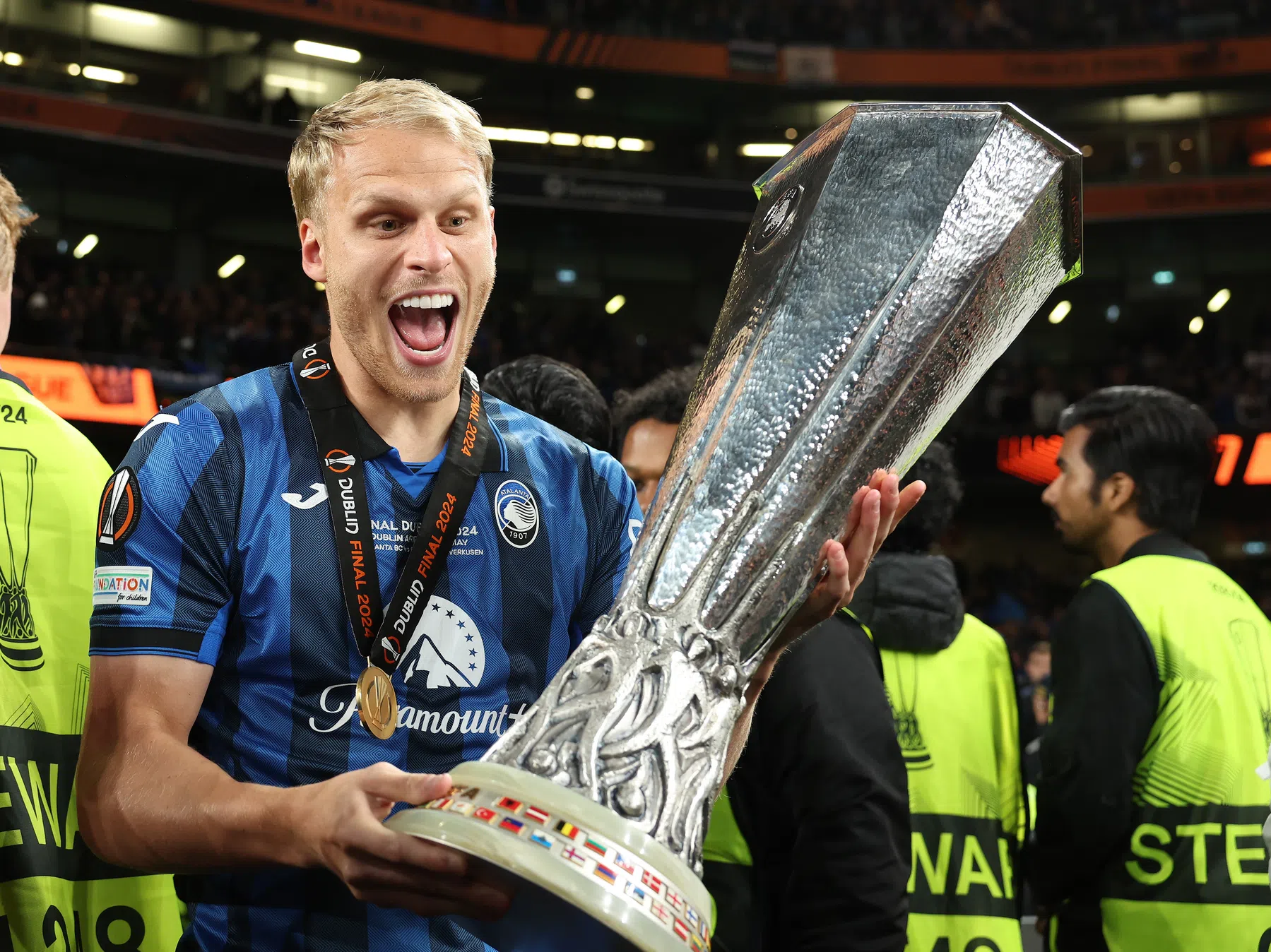 Mitchel Bakker verlaat Europa League-winnaar en treft Feyenoord in CL