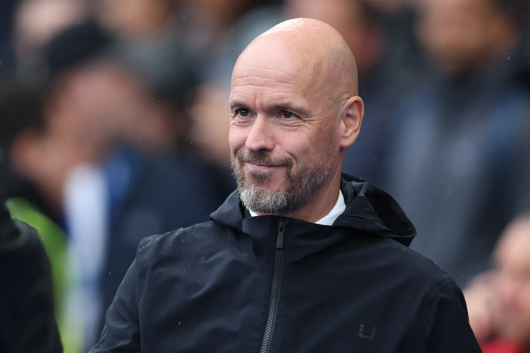 Ten Hag haalt uit naar Shearer en bespreekt transfers