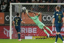 Thumbnail for article: Olij over heldenrol, Oranje en afgeketste transfer
