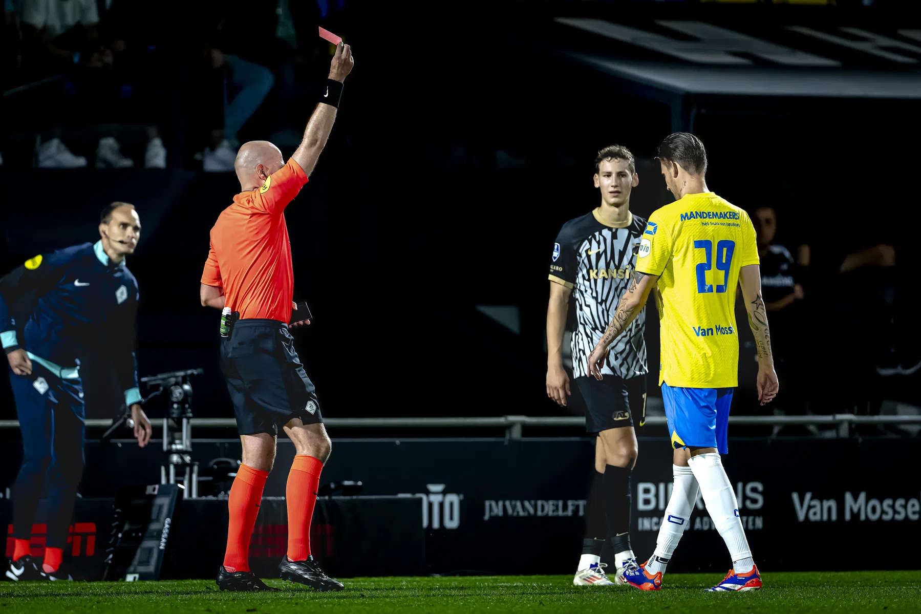 KNVB maakt stevige schorsing Kramer bekend