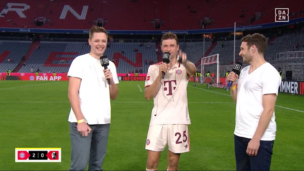 Jubilaris Müller wendt zich in een interview plotseling tot Van Gaal