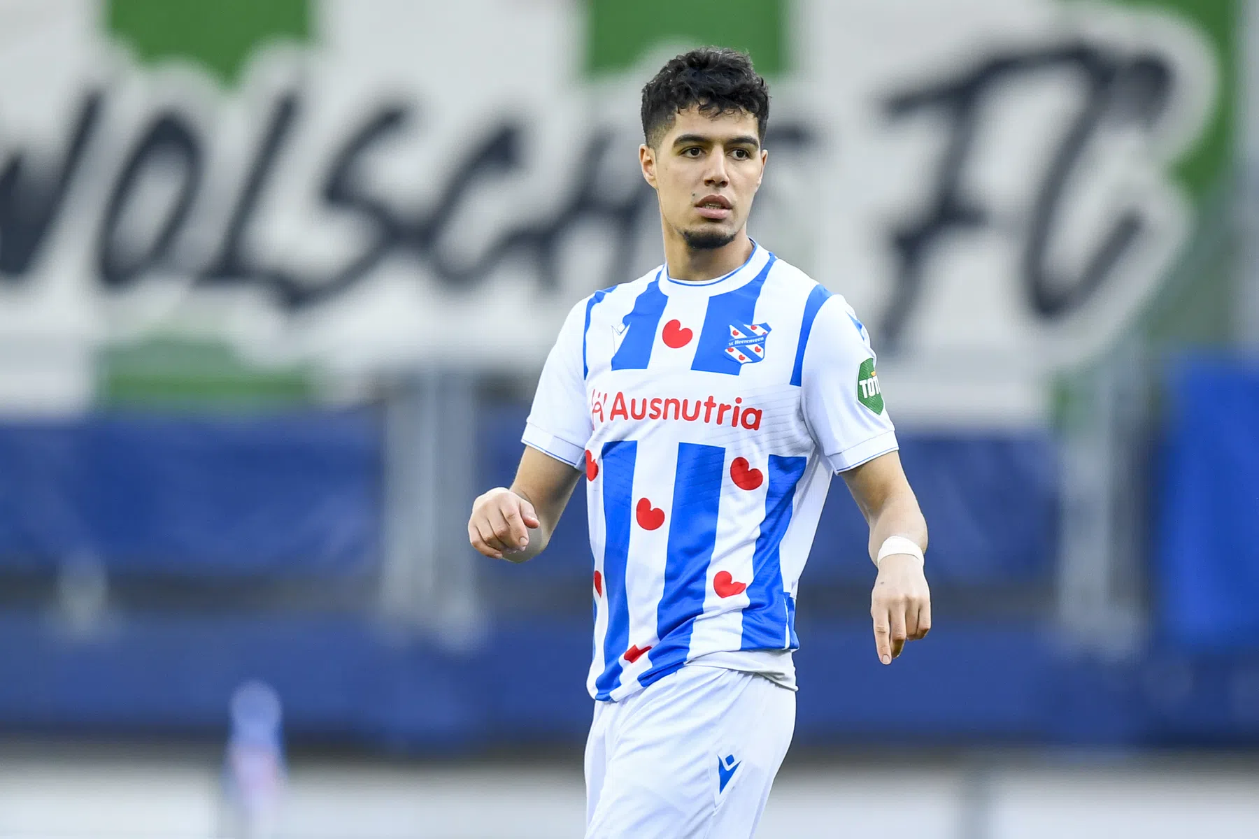 Transfervrije Tahiri moet Resink vervangen bij Almere City