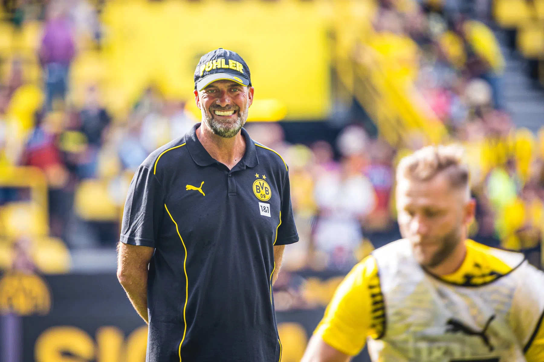 Klopp is voor even terug bij Dortmund en ziet Sahin prachtgoal maken