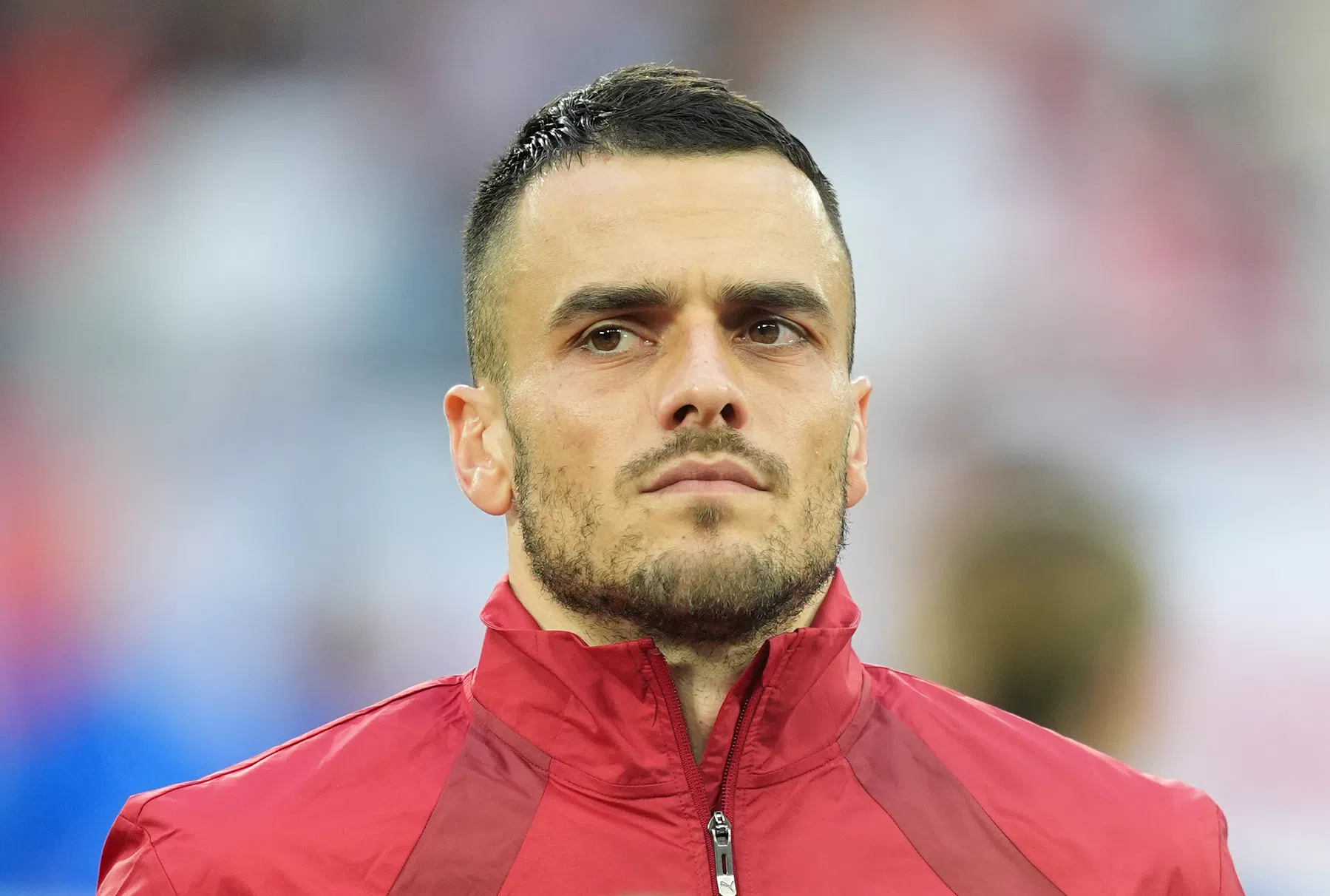 Fenerbahçe kaapt Kostic voor neus aartsrivaal weg