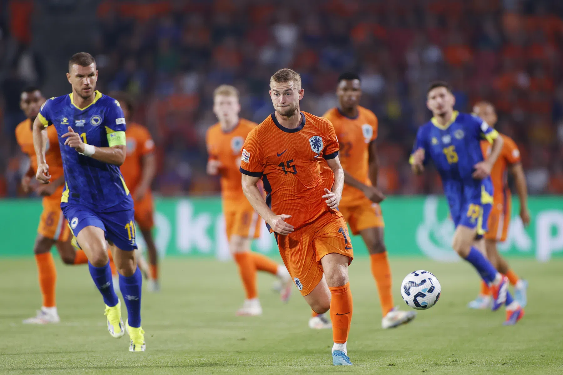 De Ligt dinsdag opnieuw in de basis: 'Niet te dramatisch over doen'