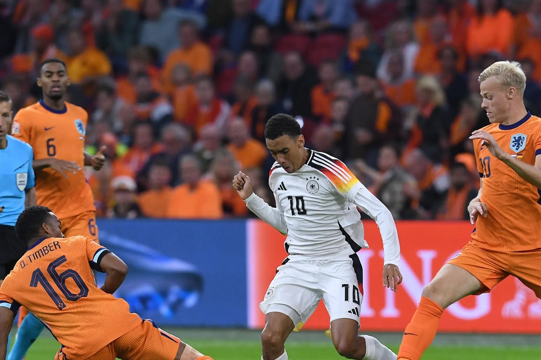 Bayern reageert op stevige Musiala-kritiek: 'In andere landen juist geprezen'