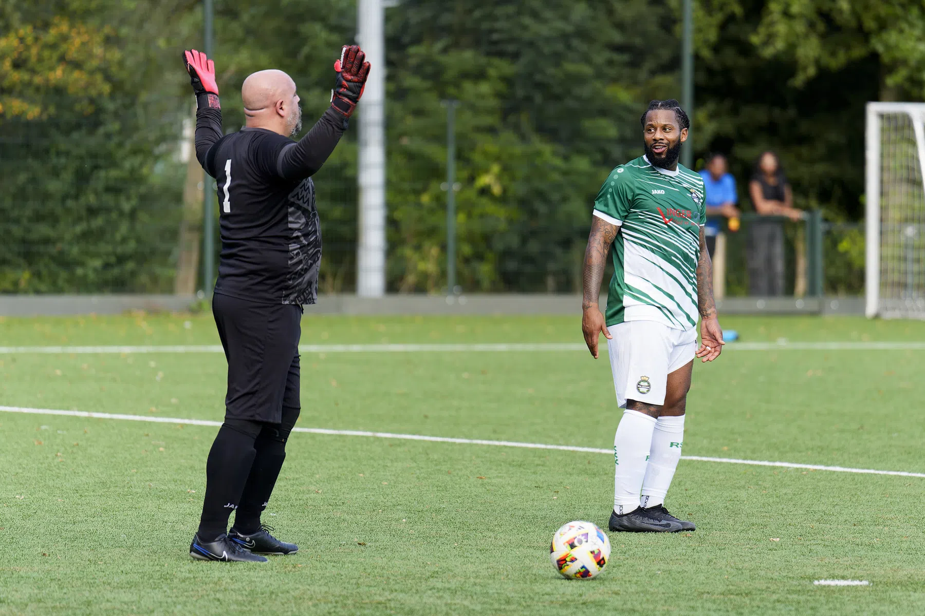 Een dag met Lens en George bij een Surinaamse Vierdeklasser