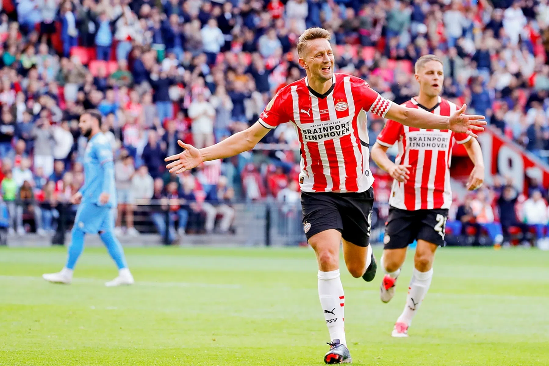 Foutloos PSV kan na kwartier tegen NEC al aan Juventus denken