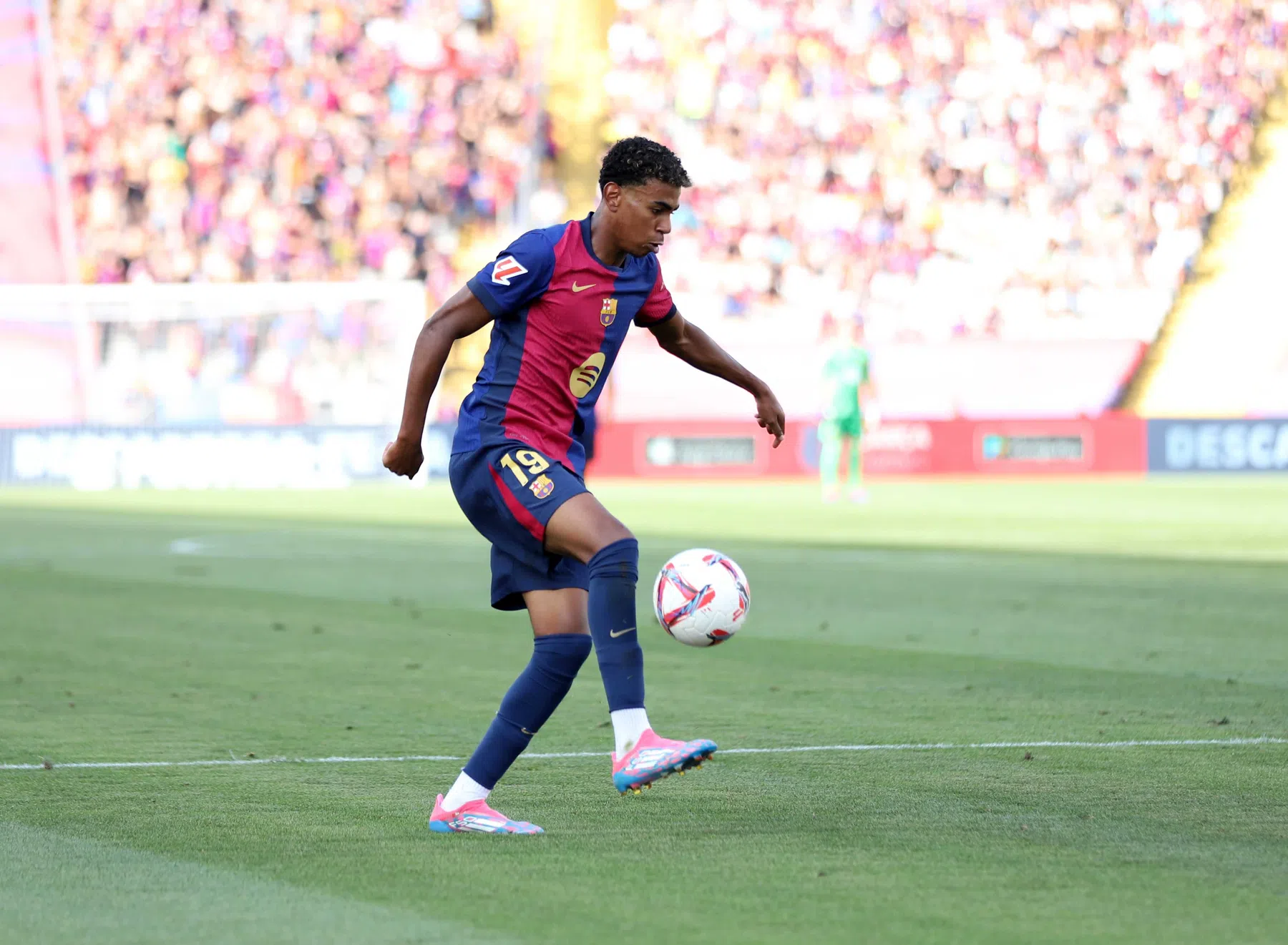 Imponerend Barça behoudt perfecte score na voetbalshow in Girona