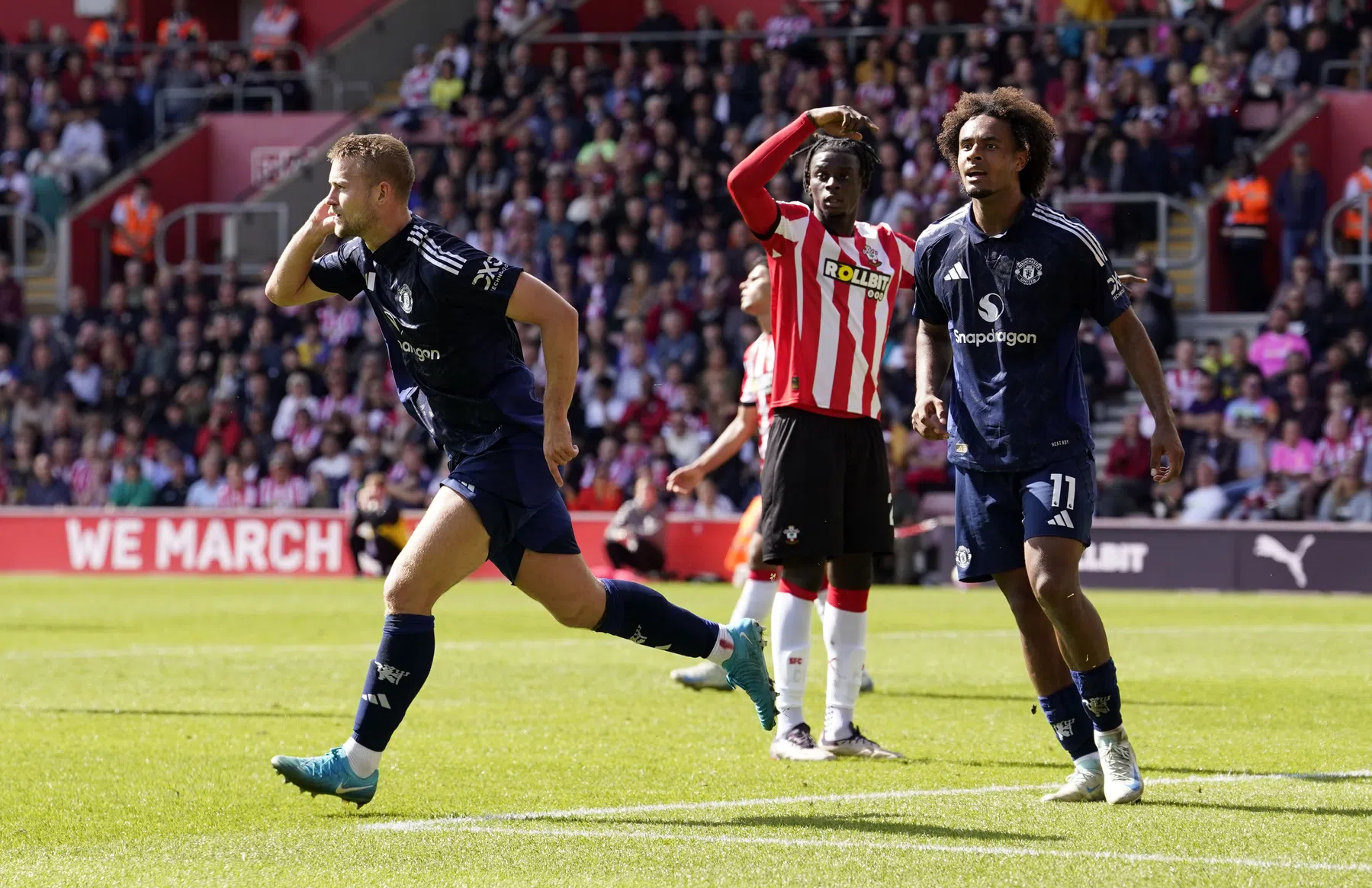 Engelse media loven veerkracht De Ligt: 'De perfecte opkikker'