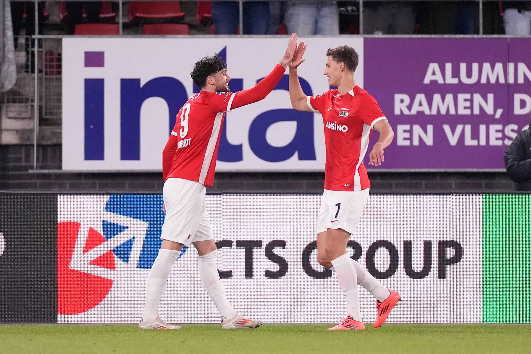 VI's Elftal van de Week: AZ levert bijna helft van het team
