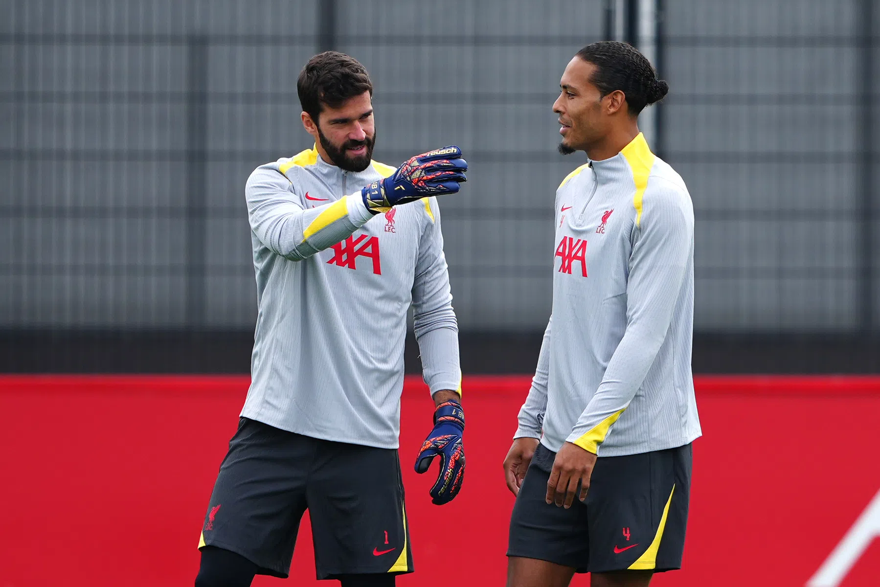 Alisson ergert zich aan CL-format: 'Fijn dat er wedstrijden worden toegevoegd'
