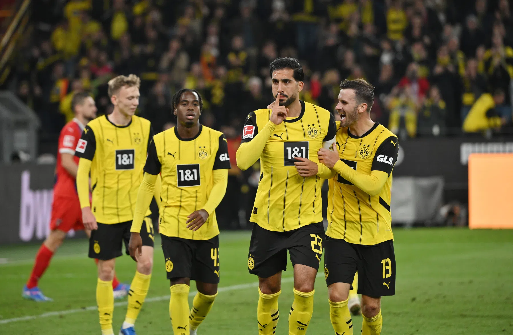 Dortmund komt laat op stoom, Girona laat PSG ontsnappen na blunder