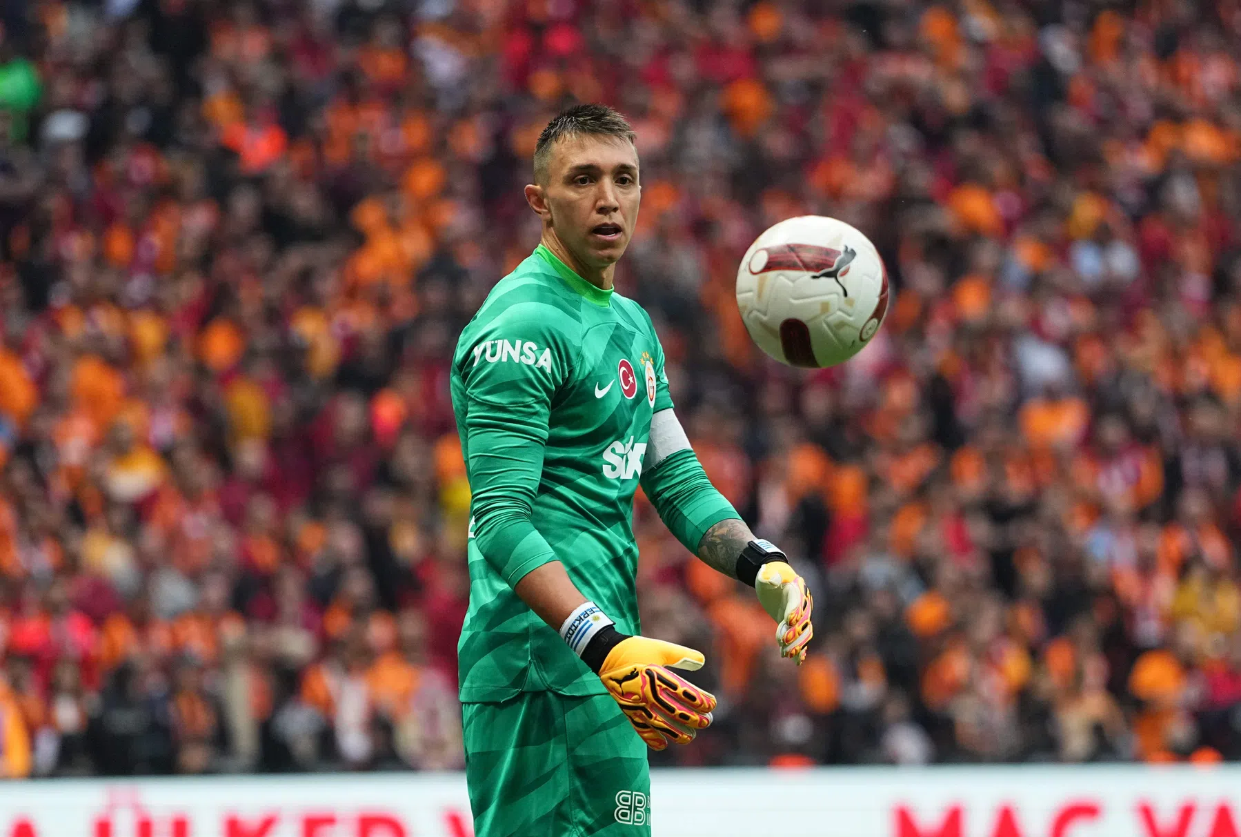 Zelfs Galatasaray-doelman klapt voor wereldgoal Gaziantep