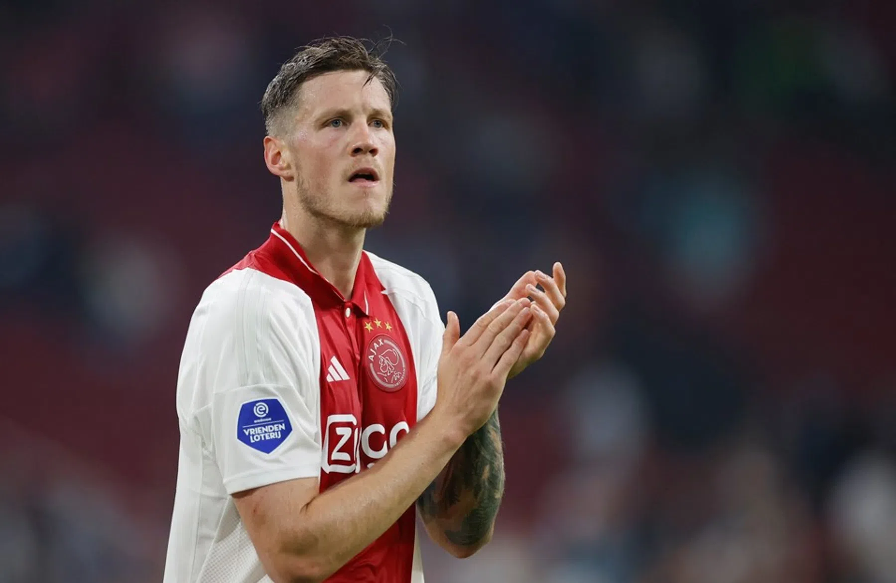 Goudeerlijke Weghorst: 'Toen Brobbey wegviel, hoopte ik op een basisplaats'