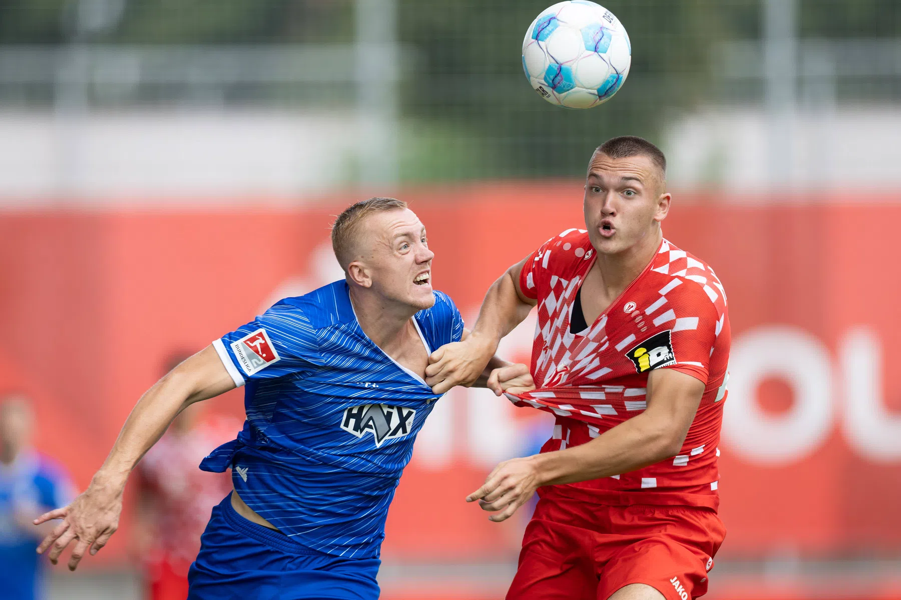 Hattrickheld Lidberg zet Darmstadt op zijn kop na fenomenale comeback